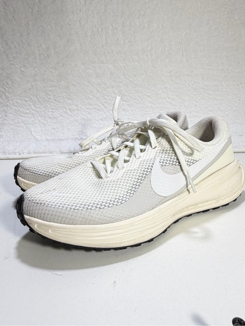Nike Revolution 8 Road Running Shoes Sail Ivory Women’s Size 10 Sneakers track